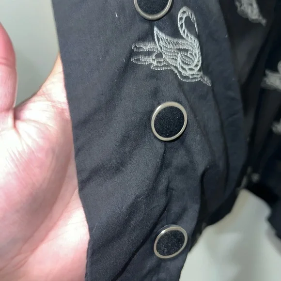 Butterfly Style Flowy Top - Picture 3 of 4